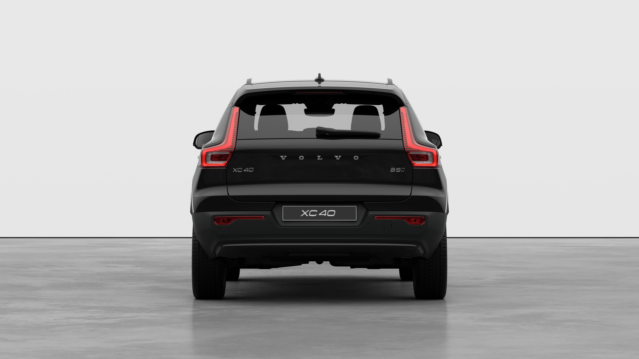 2026 Volvo XC40 - Image 6