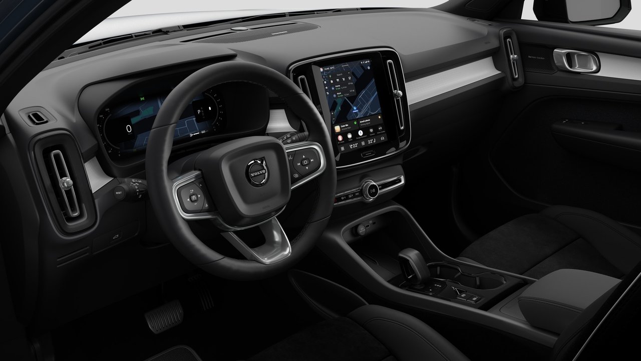 2026 Volvo XC40 - Image 10
