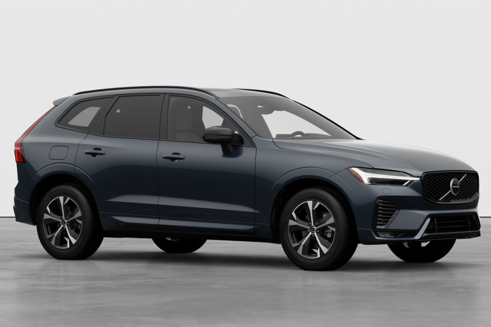 2026 Volvo XC60 - Image 3