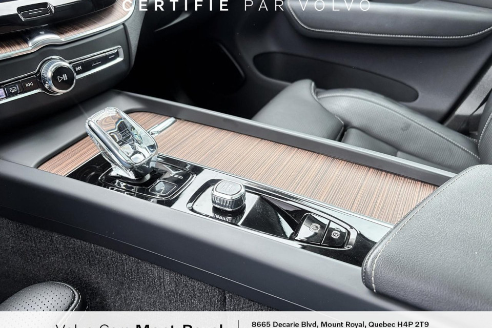 2023 Volvo XC60 - Image 13
