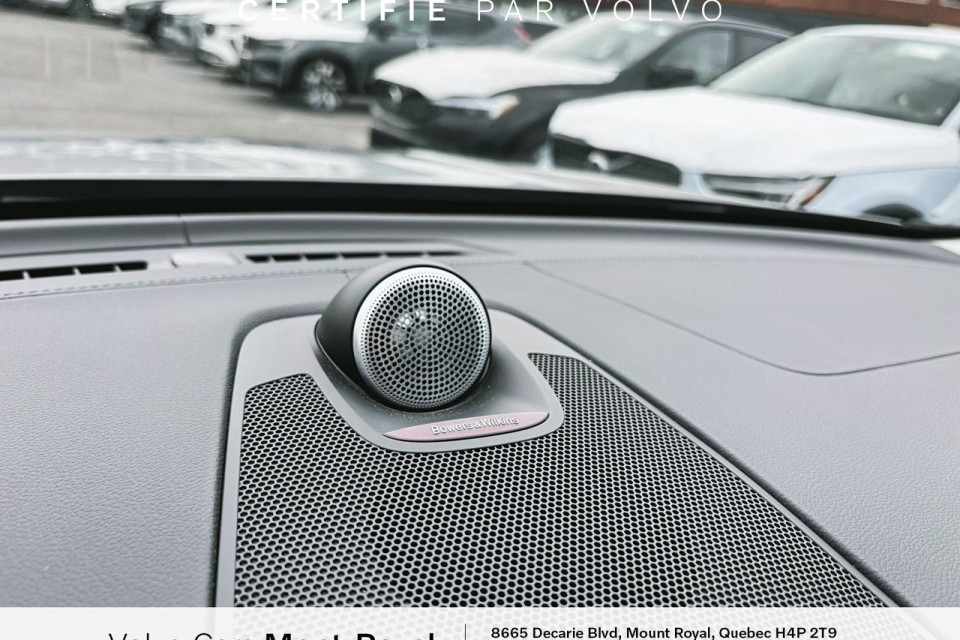 2023 Volvo XC60 - Image 14