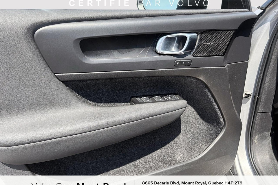 2022 Volvo C40 Recharge Pure Electric - Image 10