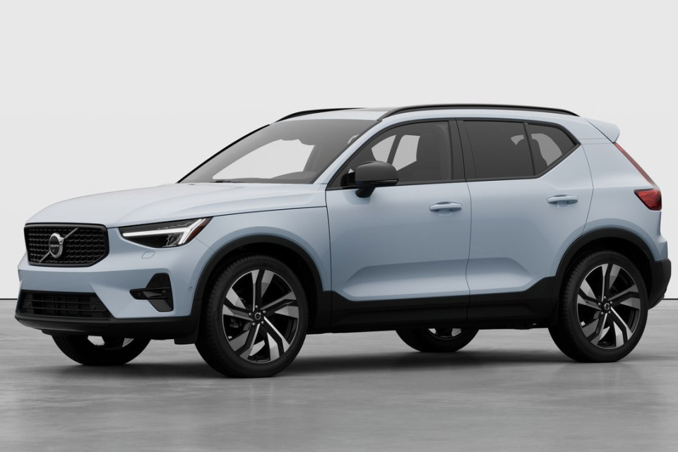 2026 Volvo XC40 - Image 1