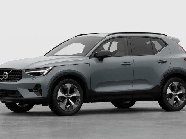 2026 Volvo XC40