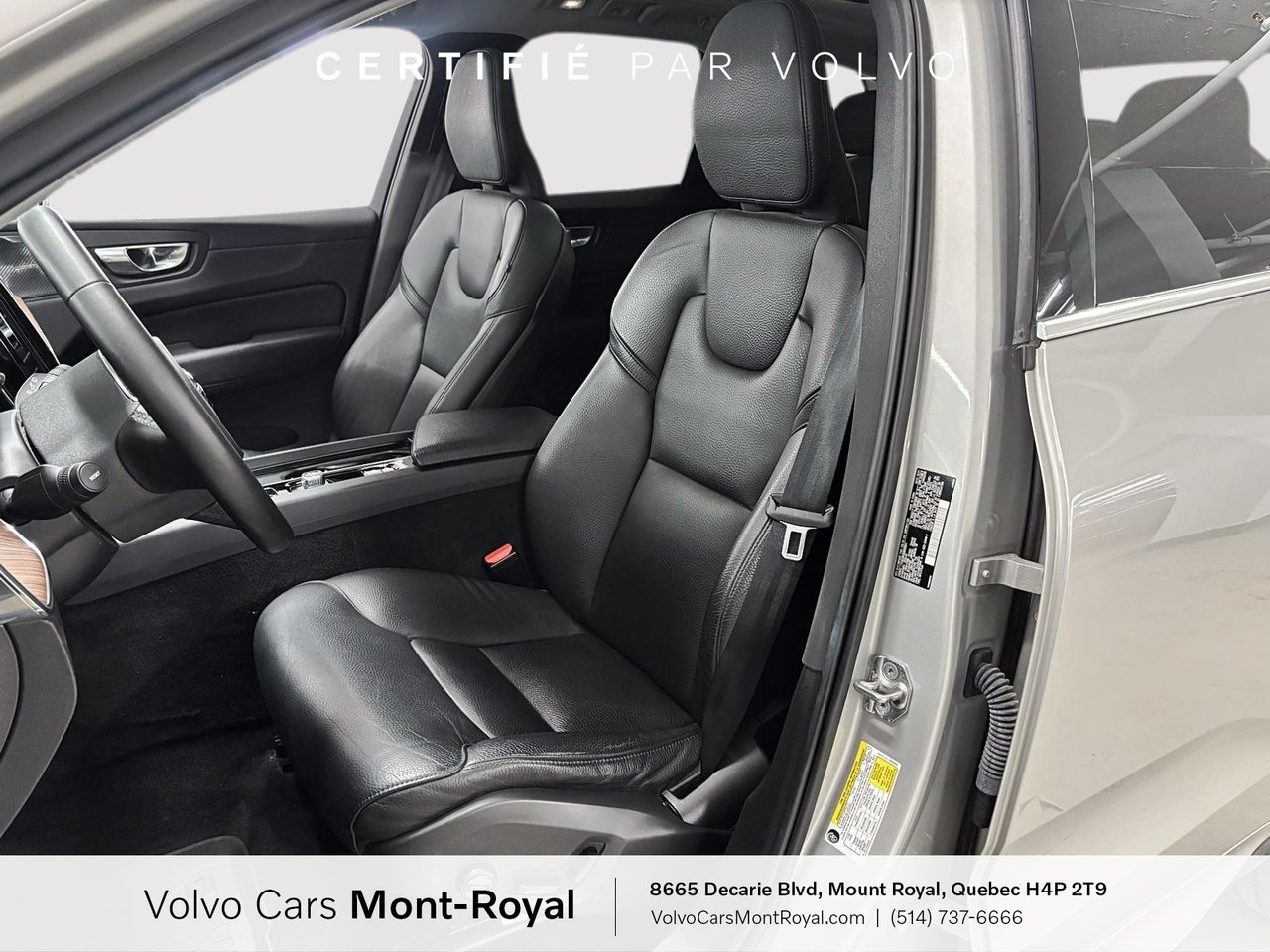 2022 Volvo XC60 - Image 8