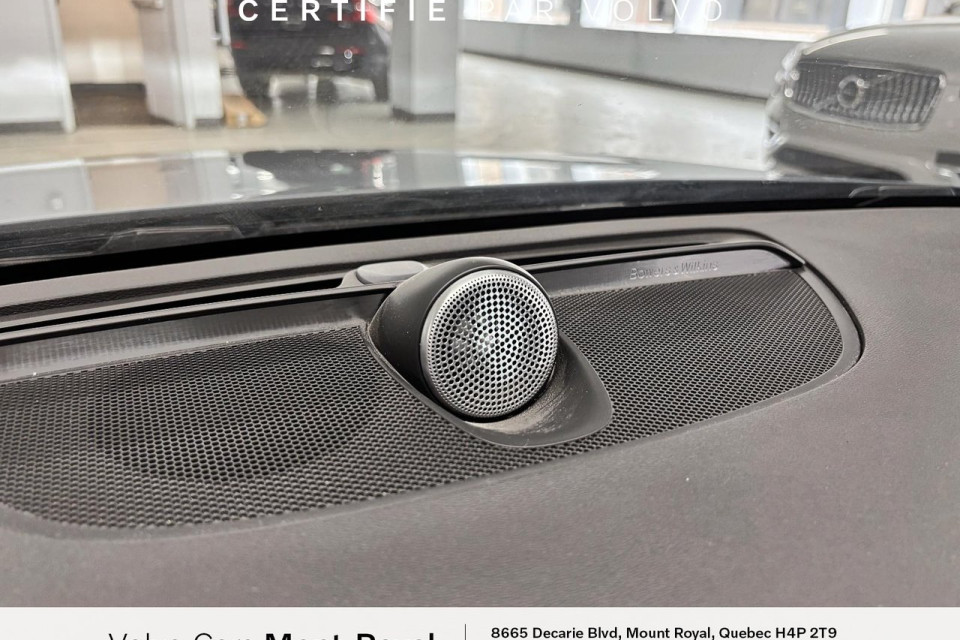 2022 Volvo S60 - Image 13