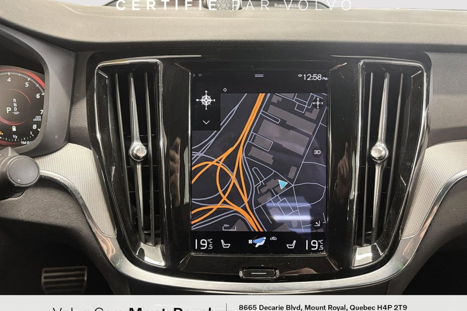 2022 Volvo S60 - Image 15