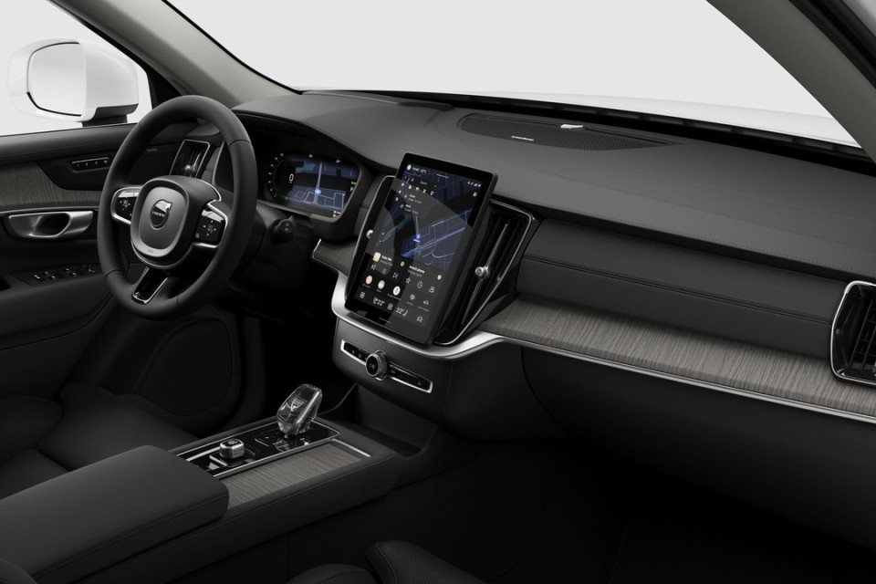 2026 Volvo XC90 PLUG-IN HYBRID - Image 10