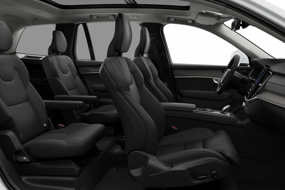 2026 Volvo XC90 PLUG-IN HYBRID - Image 13