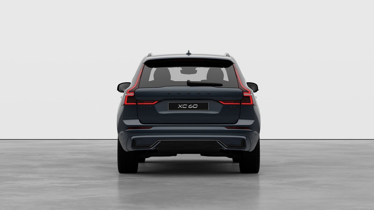 2026 Volvo XC60 - Image 6