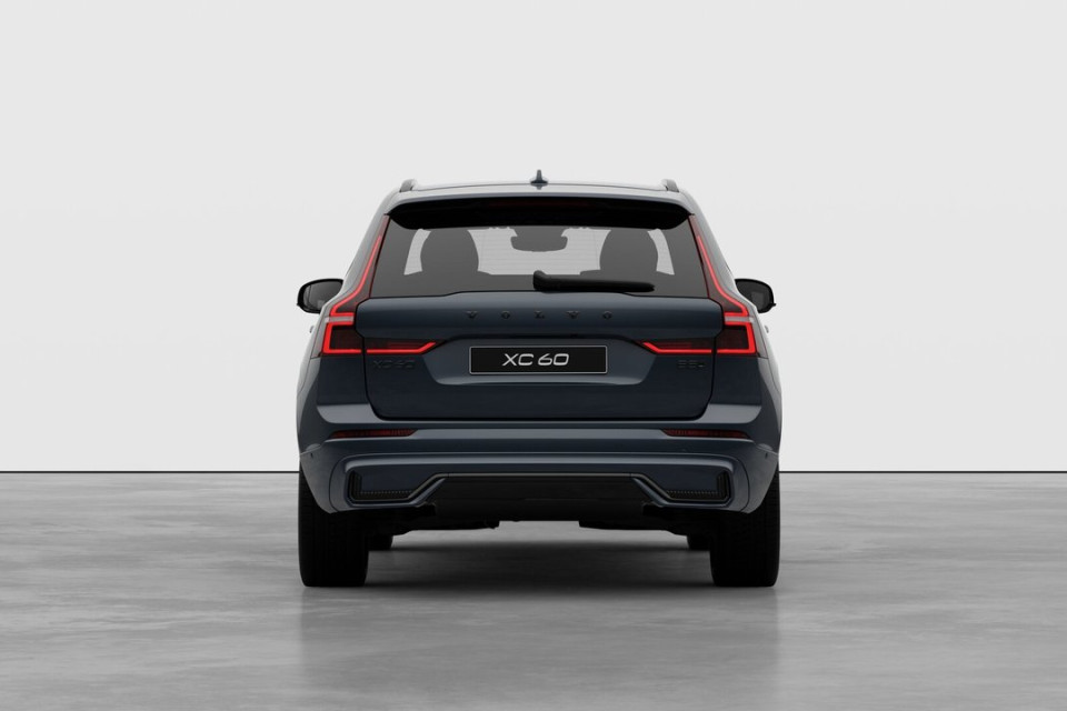 2026 Volvo XC60 - Image 6
