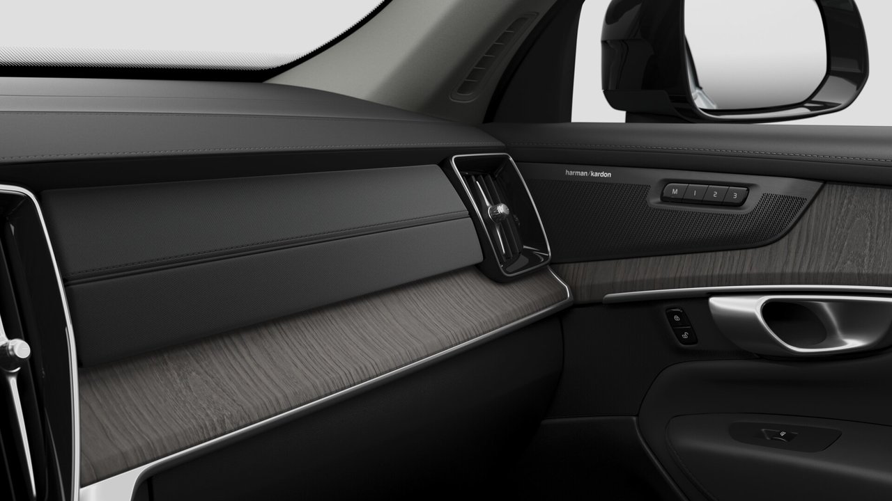 2026 Volvo XC90 PLUG-IN HYBRID - Image 9