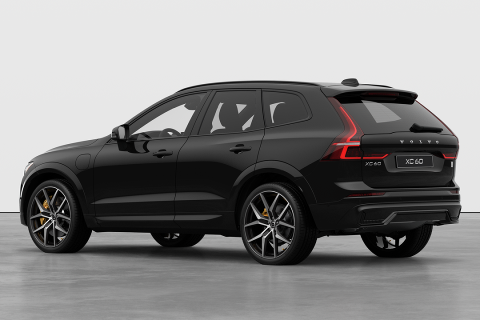 2026 Volvo XC60 PLUG-IN HYBRID - Image 2