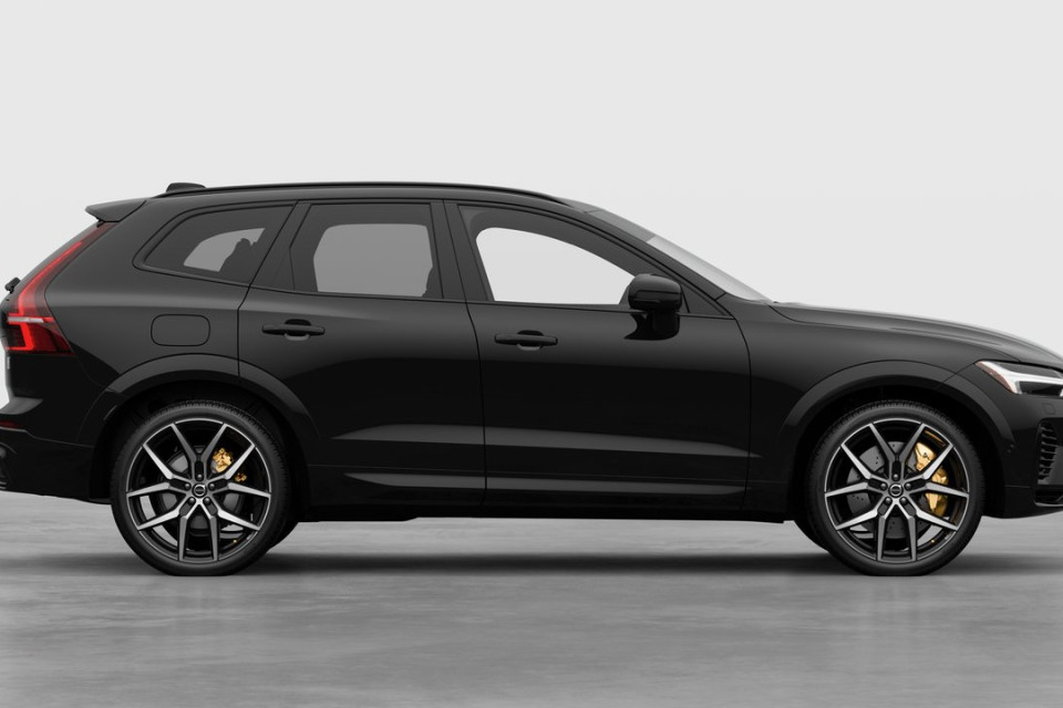 2026 Volvo XC60 PLUG-IN HYBRID - Image 7
