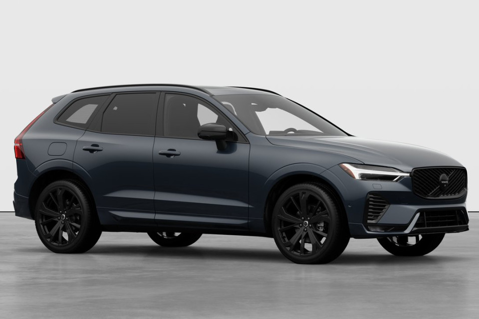 2026 Volvo XC60 - Image 3