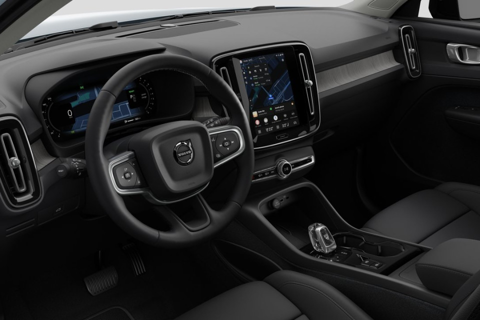2026 Volvo XC40 - Image 10
