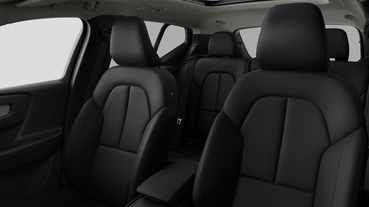 2026 Volvo XC40 - Image 12